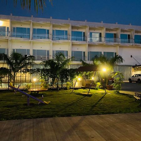 Viola Beacon Resort, Lonavala Dış mekan fotoğraf